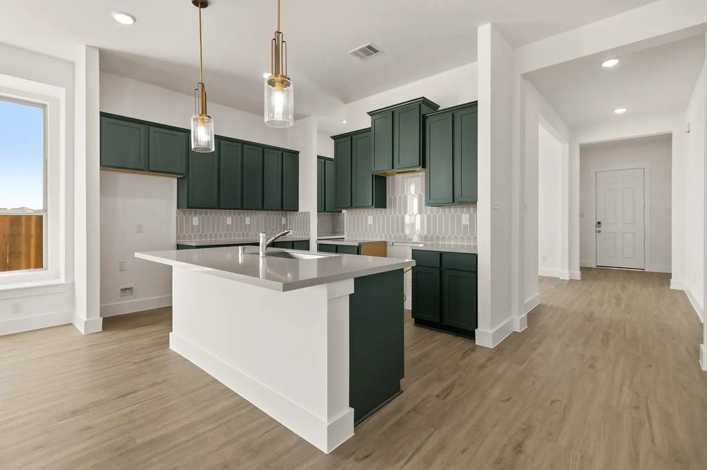 21215 Iberian Magpie Trail, Tomball