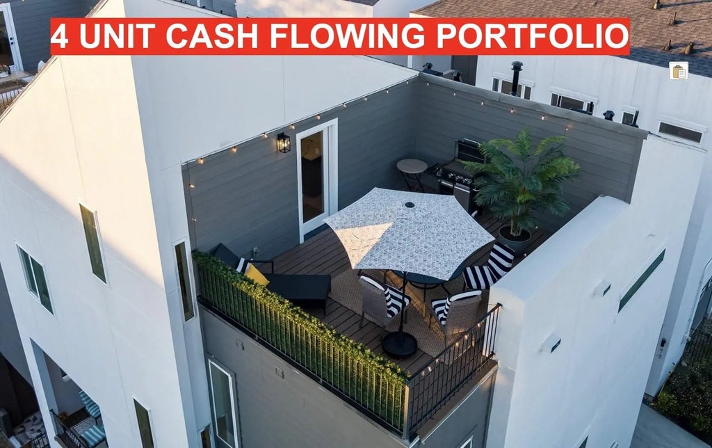 915 Thompson Street, Houston