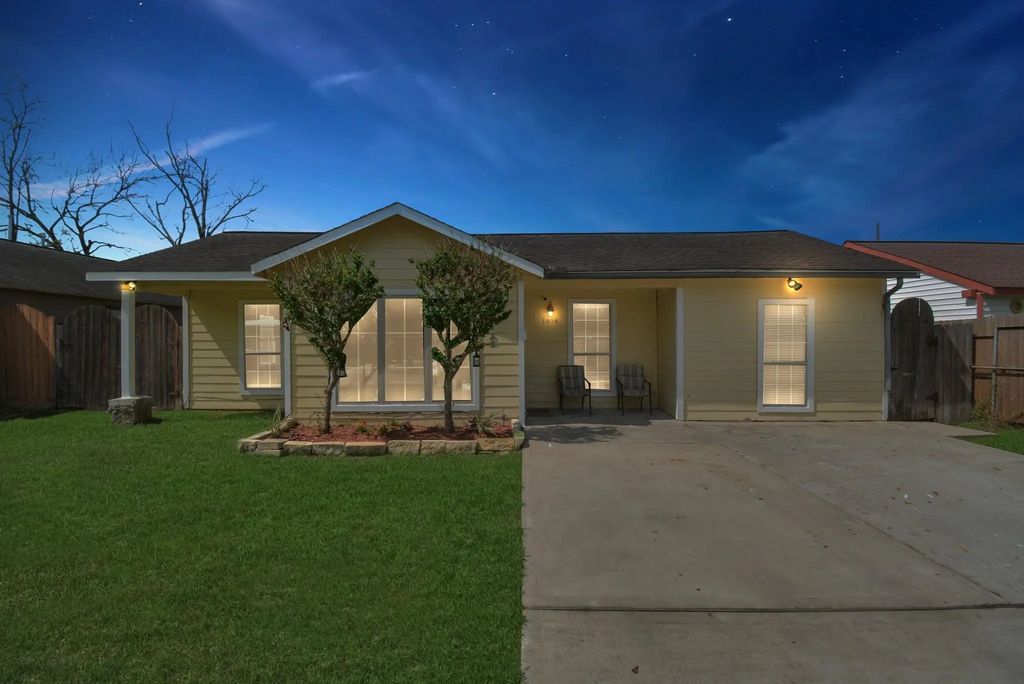 1404 Briarwood Drive, Pasadena