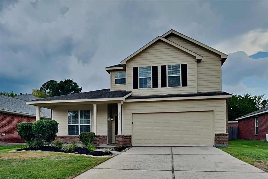 22207 Holly Branch Drive, Tomball