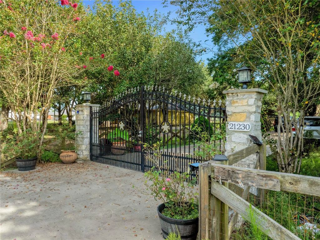 21230 Meadowview Lane, Tomball
