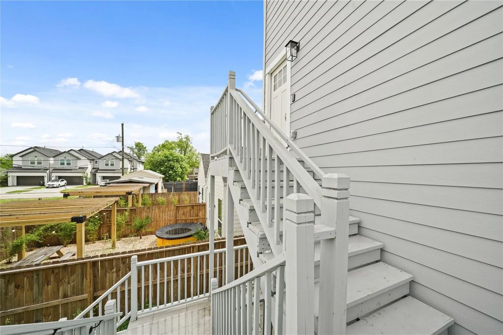 4007 New Orleans Street B 1/2, Houston