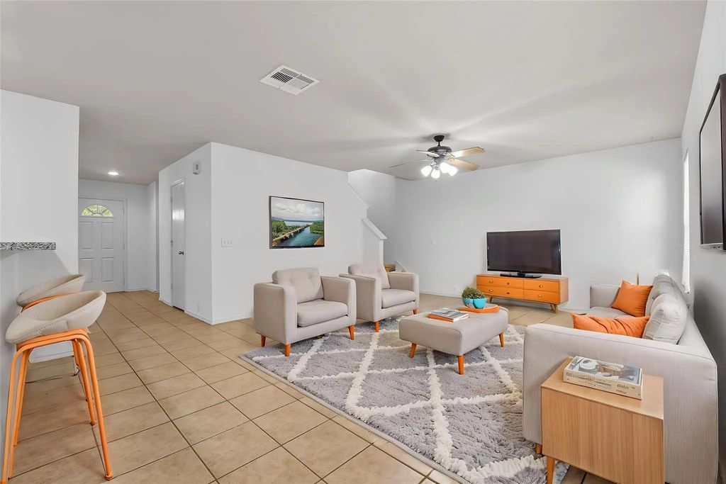 822 Grand Plains Drive, Houston