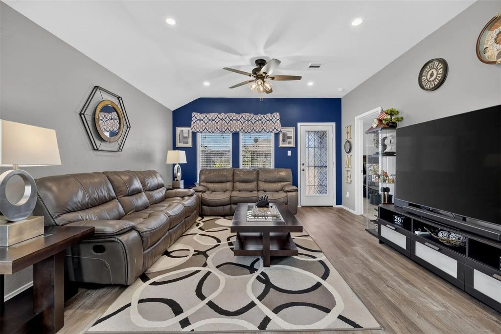 5619 Avalon Woods Drive, Spring Branch