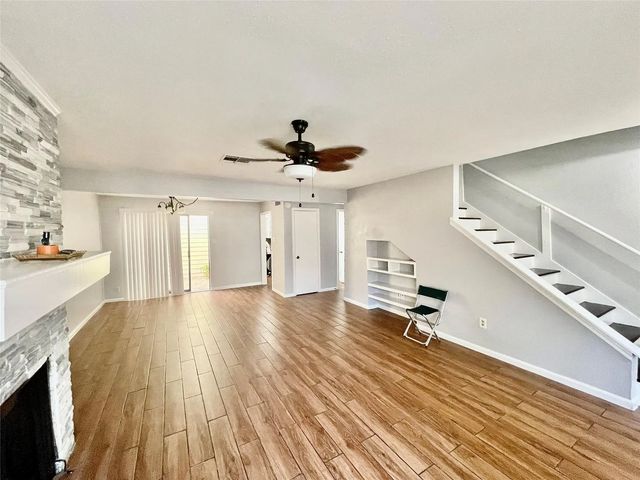 2019 Place Rebecca Lane G4, Houston