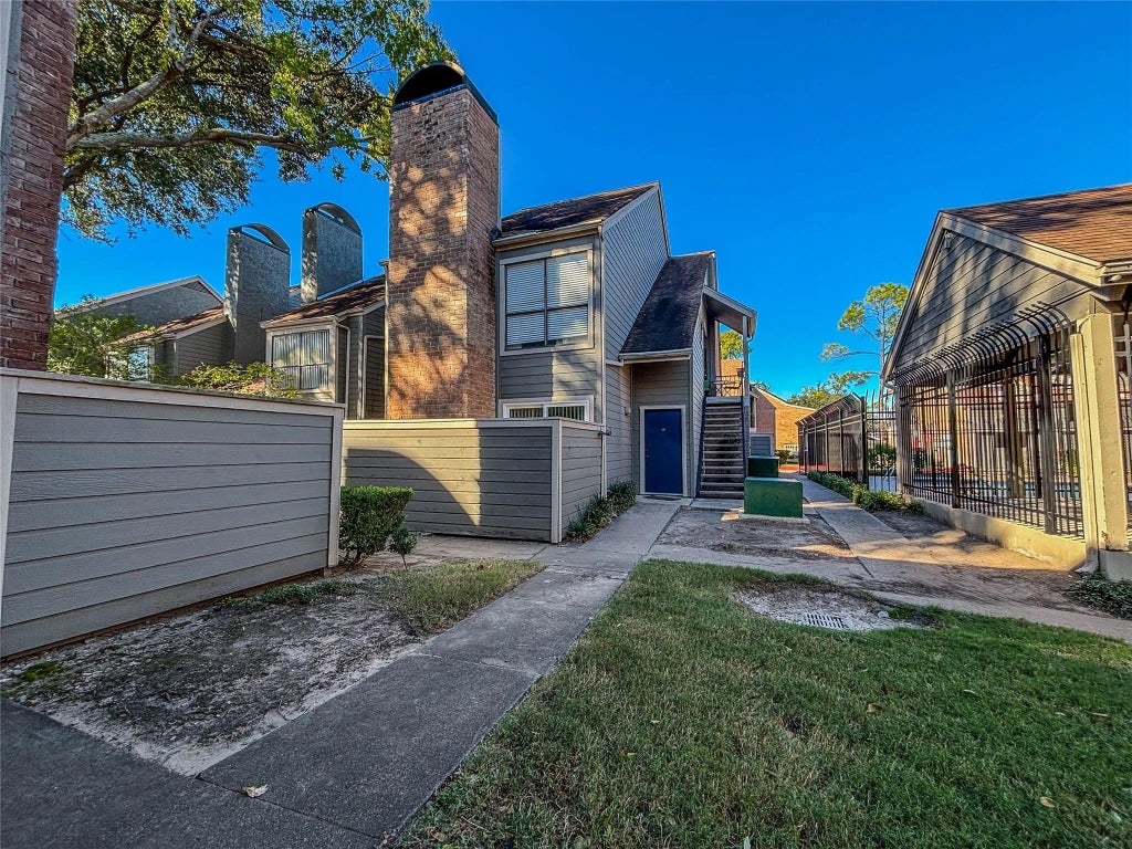 6601 Sands Point Drive 48, Houston