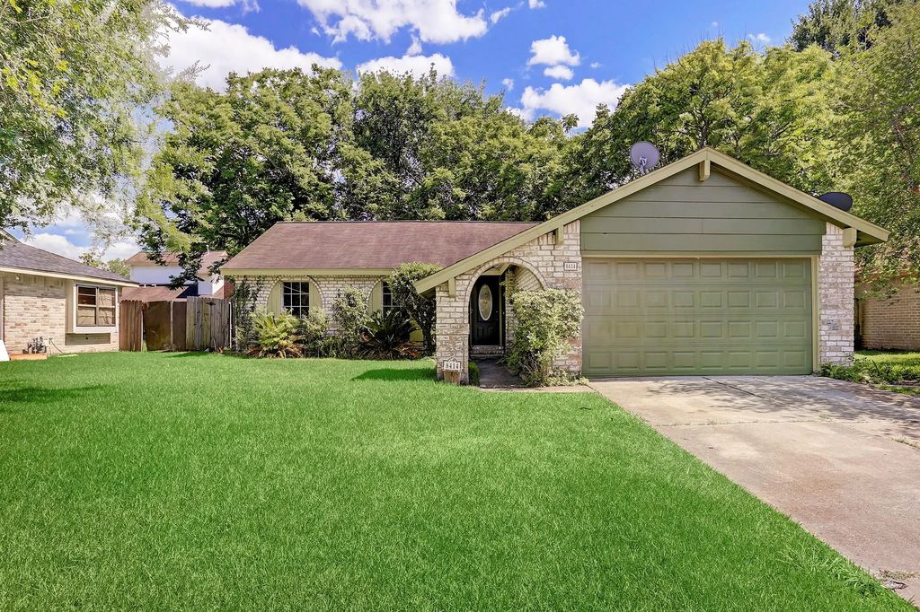 8414 Gulf Spring Lane, Houston
