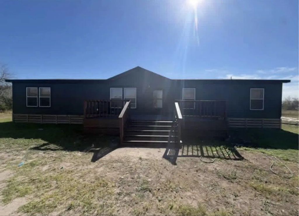 124 County Road 632, Sinton