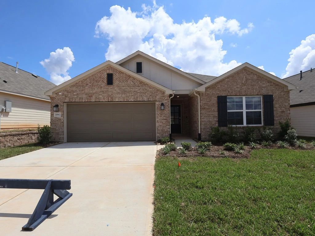 10587 Annex Avenue, Montgomery