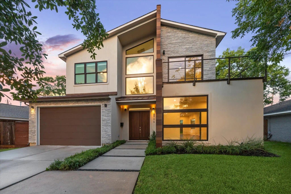2106 Nina Lee Lane, Houston