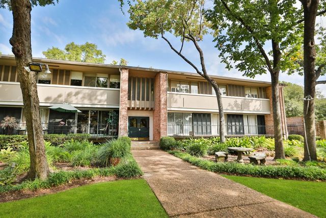 666 S Ripple Creek Drive 666, Houston