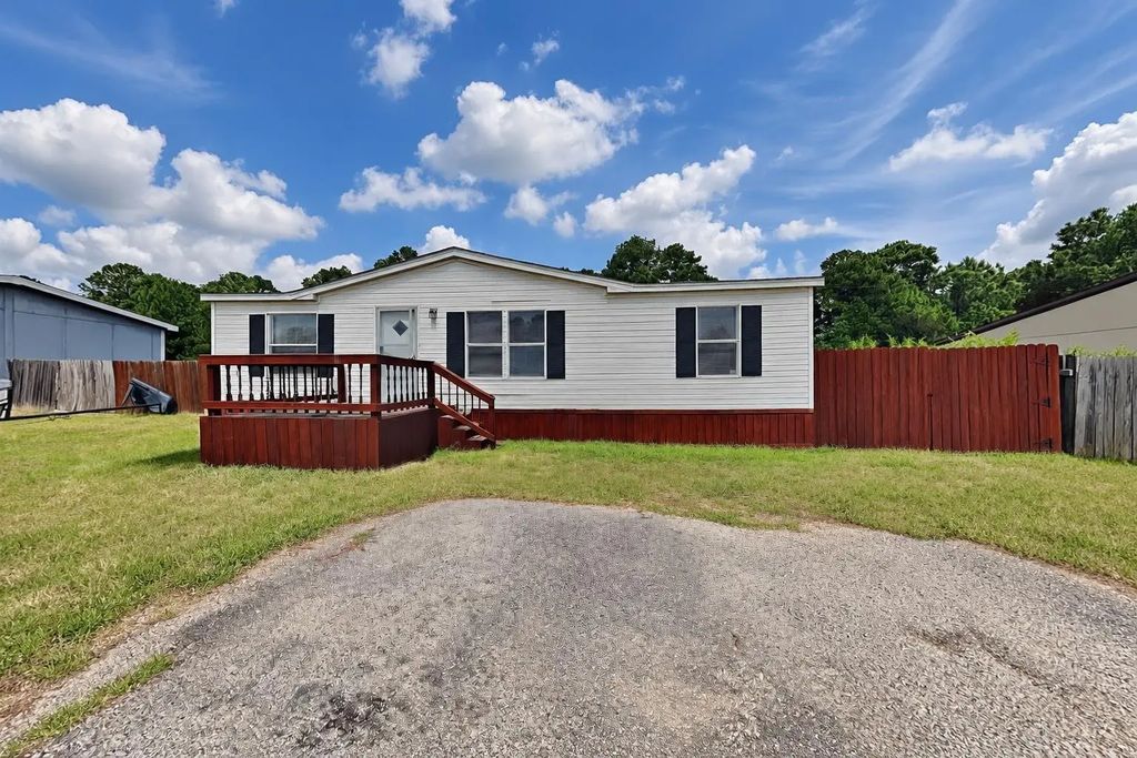 16206 Evergreen Timbers, Magnolia