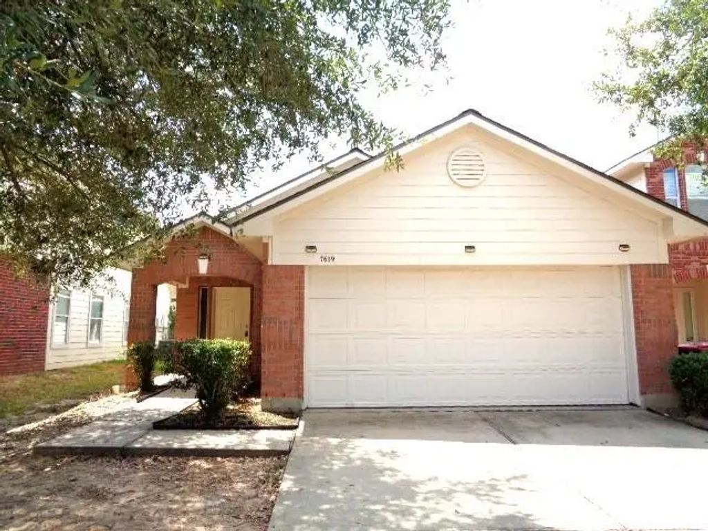 7619 Legacy Pines, Cypress