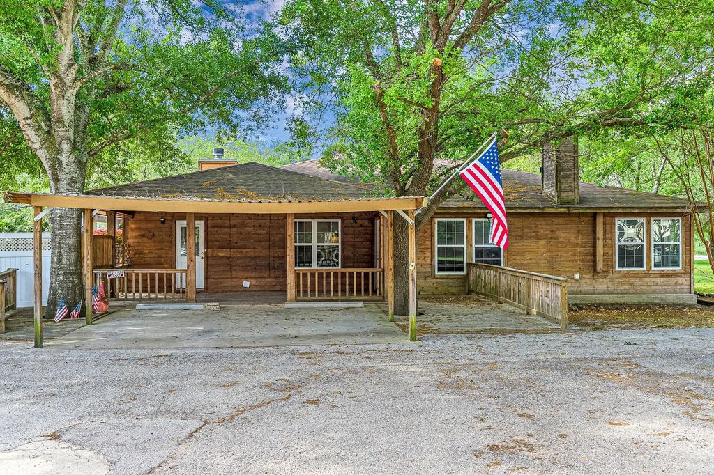 18718 Vickers Road, Cypress
