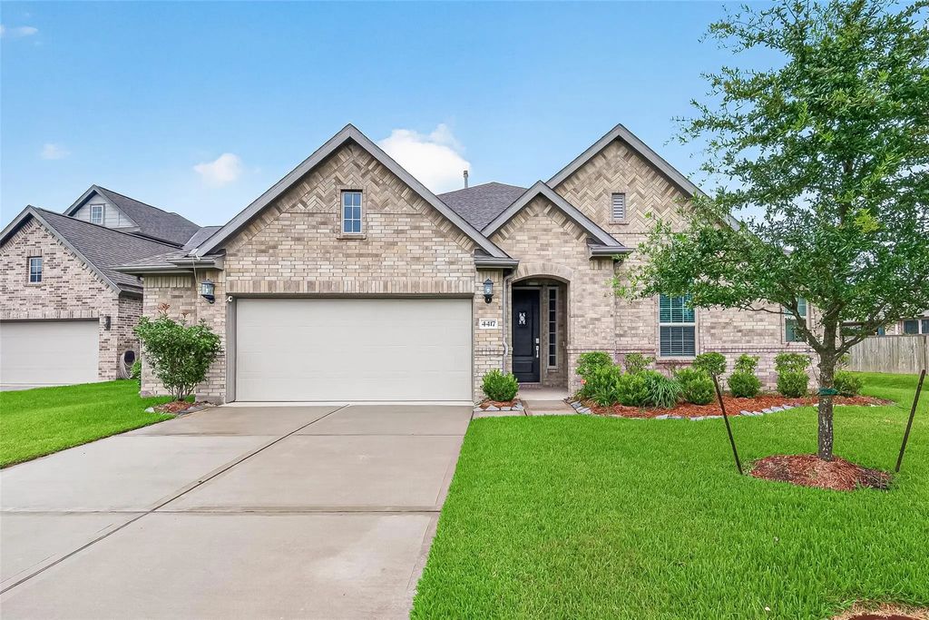4417 Camden Lake Lane, Rosharon