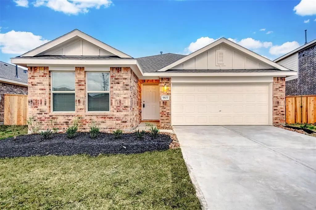 9603 Fulvetta Briar Court, Baytown