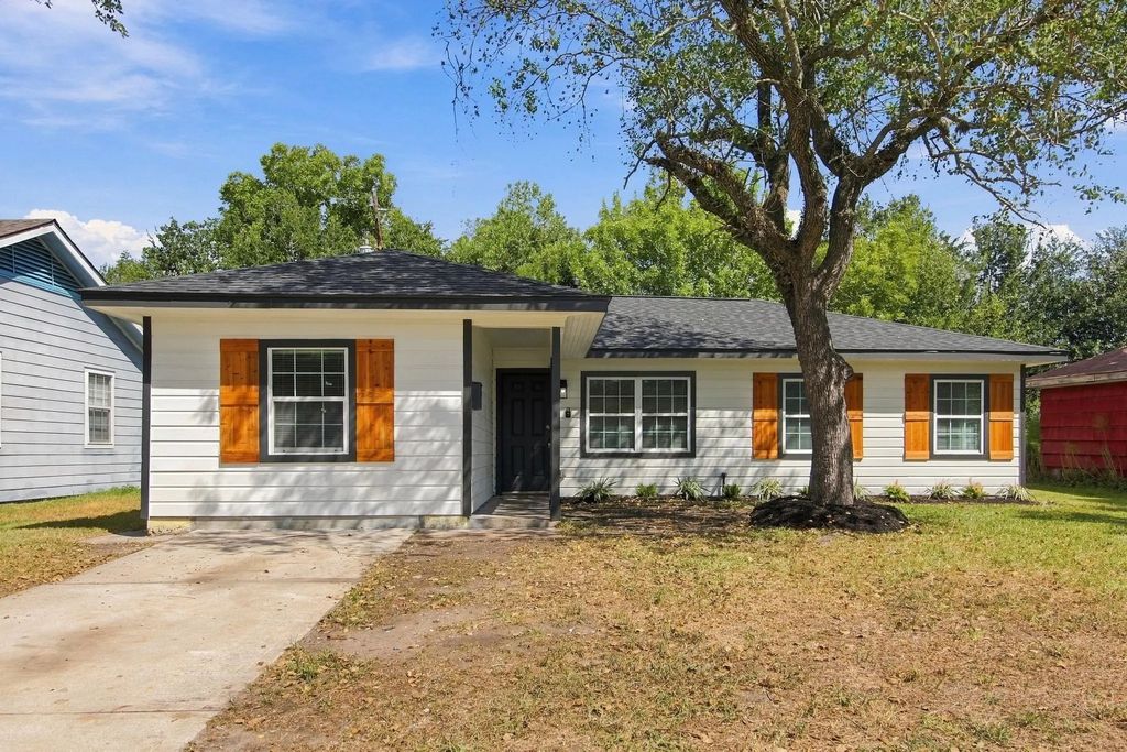 6139 Westover Street, Houston