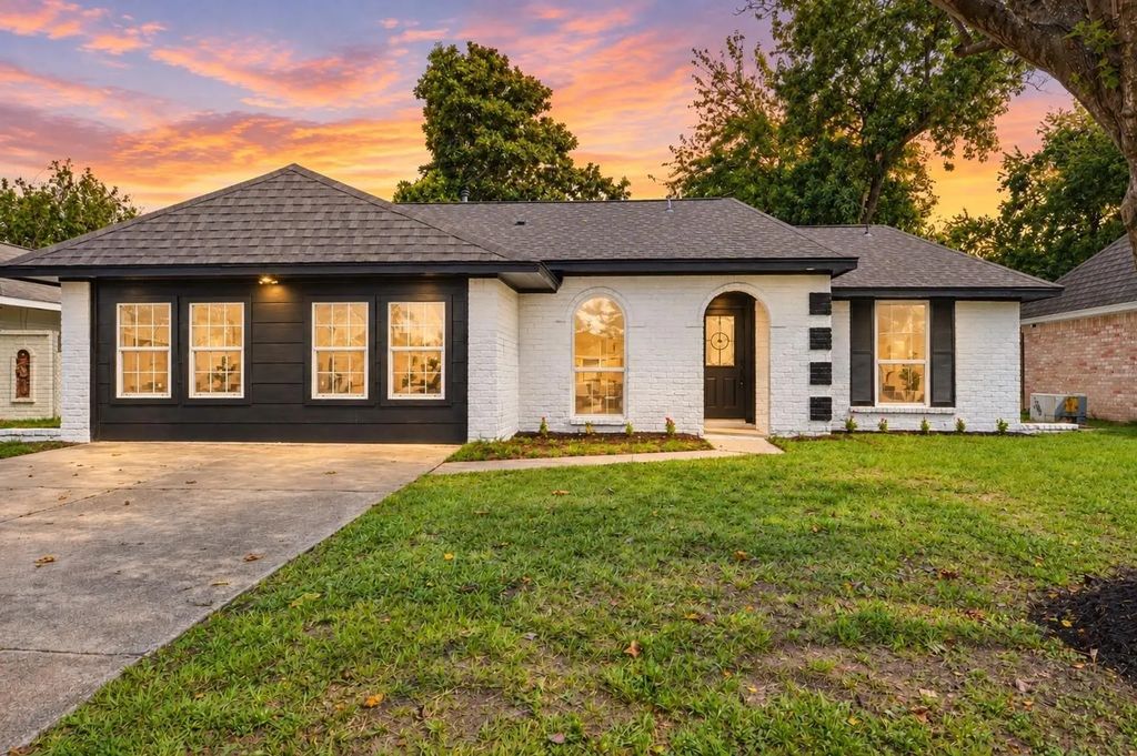 1030 Forestburg Drive, Houston
