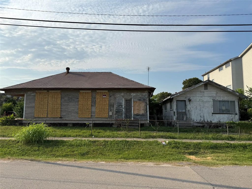 2402 Freeman Street, Hockley