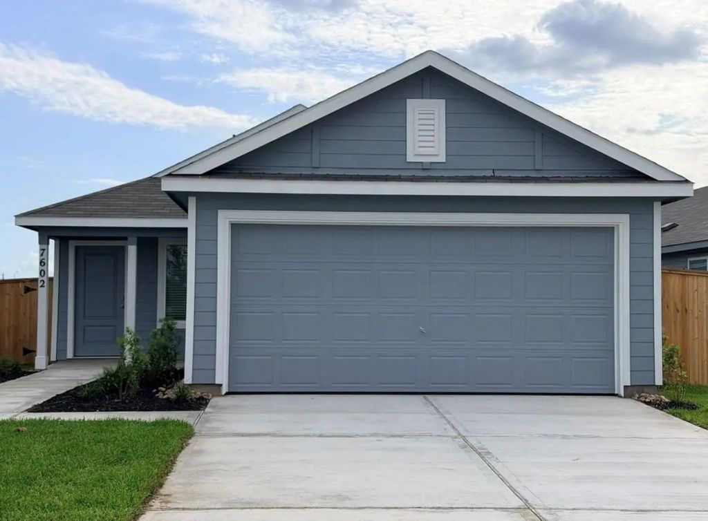 7602 Barcelona Springs, Richmond