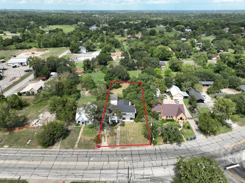 628 E Main Street, Bellville