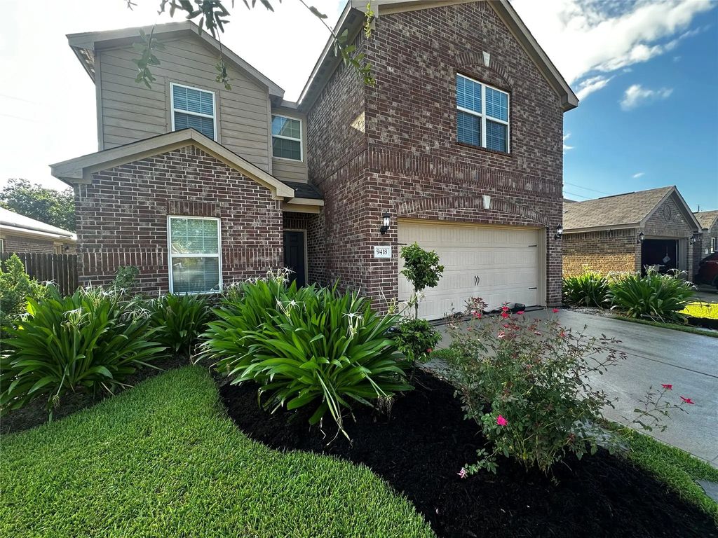 9418 Opal Gates Drive, Rosharon