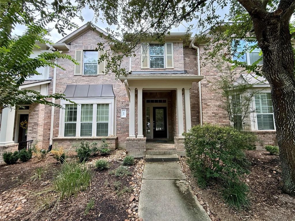 62 E Pipers Green Street, The Woodlands