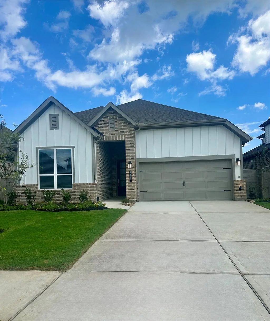 7125 Salt Dome Drive, League City