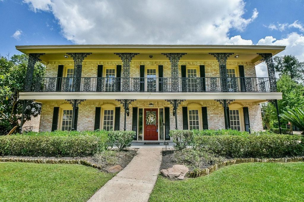 1015 Kanah Lane, Houston
