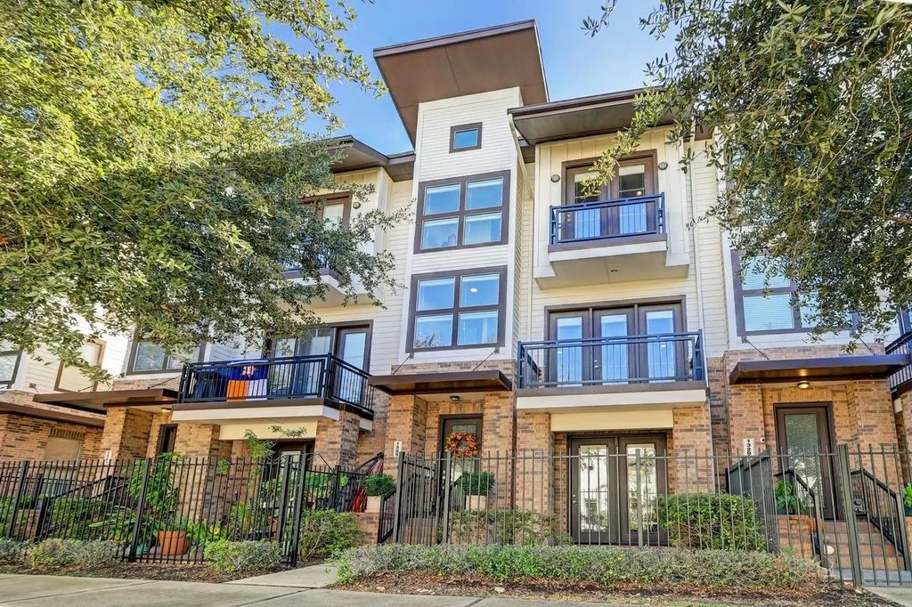 1325 Delano Street, Houston