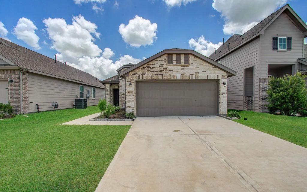 1112 Lilly Lane, Bellville