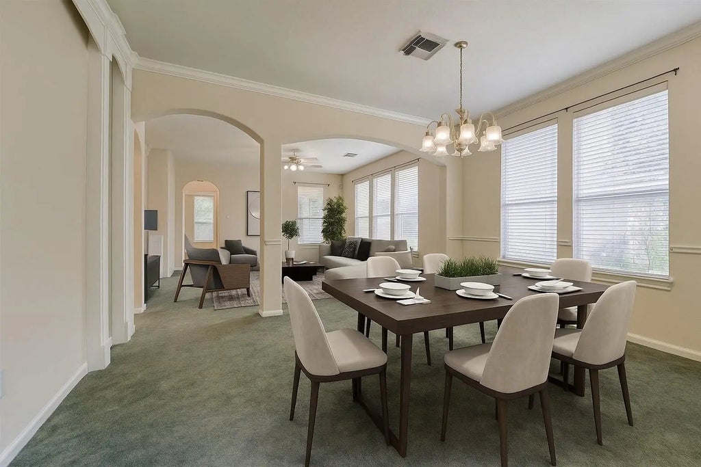 175 W Lilac Ridge Place, The Woodlands