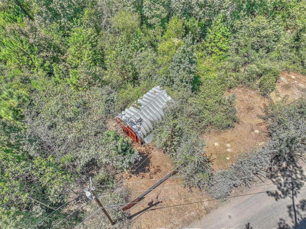 280 Crystal Lakes W, Livingston