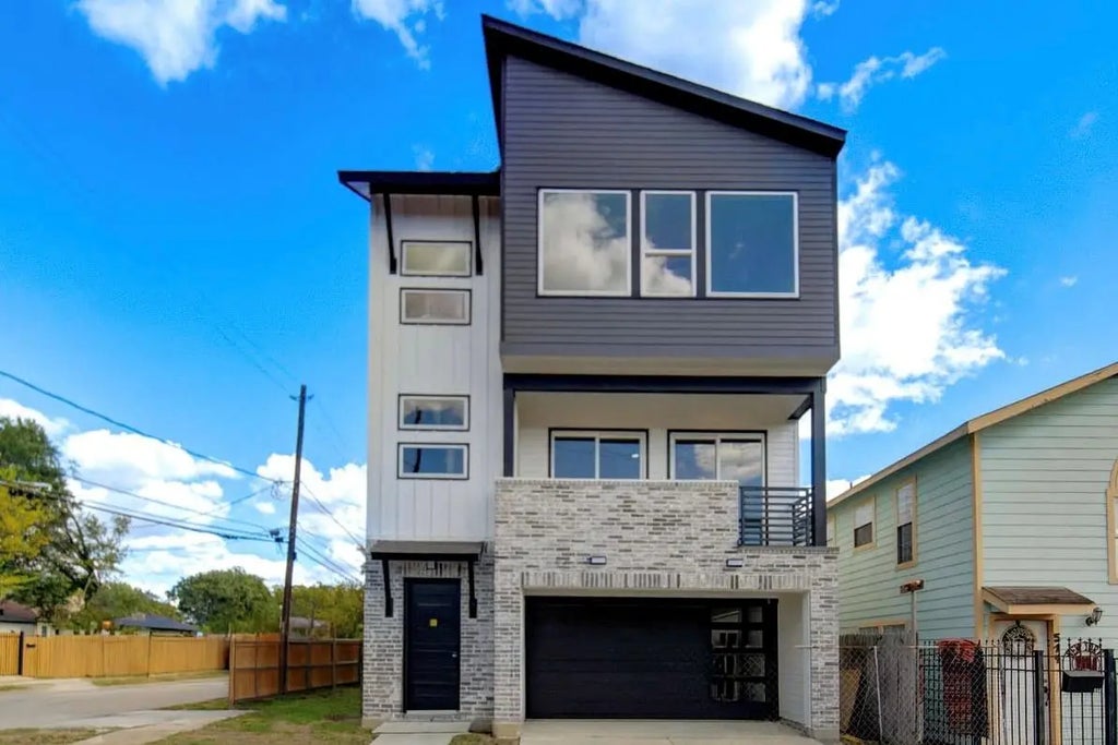 4702 Coke Street, Houston