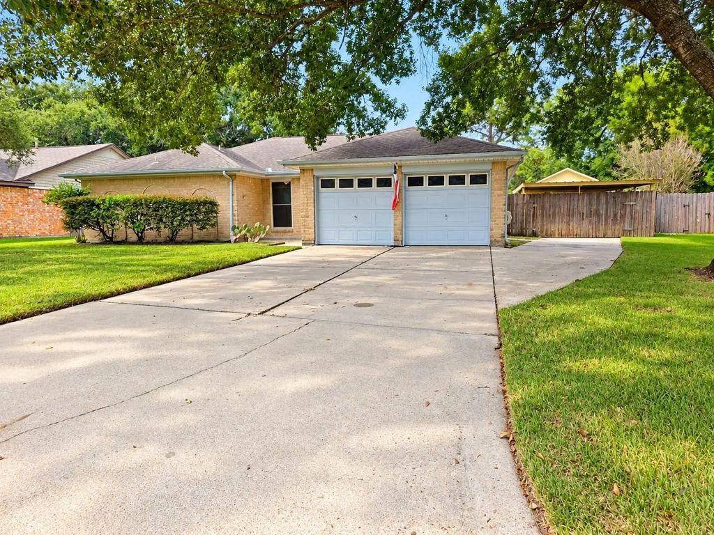 5383 Lincoln Green Drive, Katy