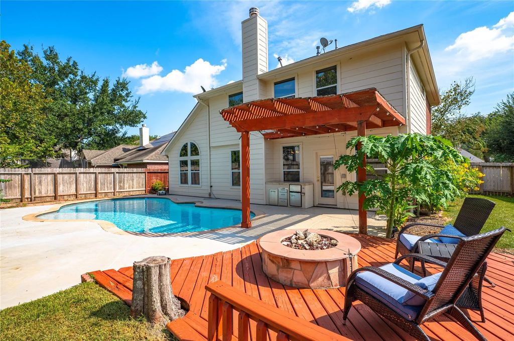 2143 Winding Springs Drive, League City