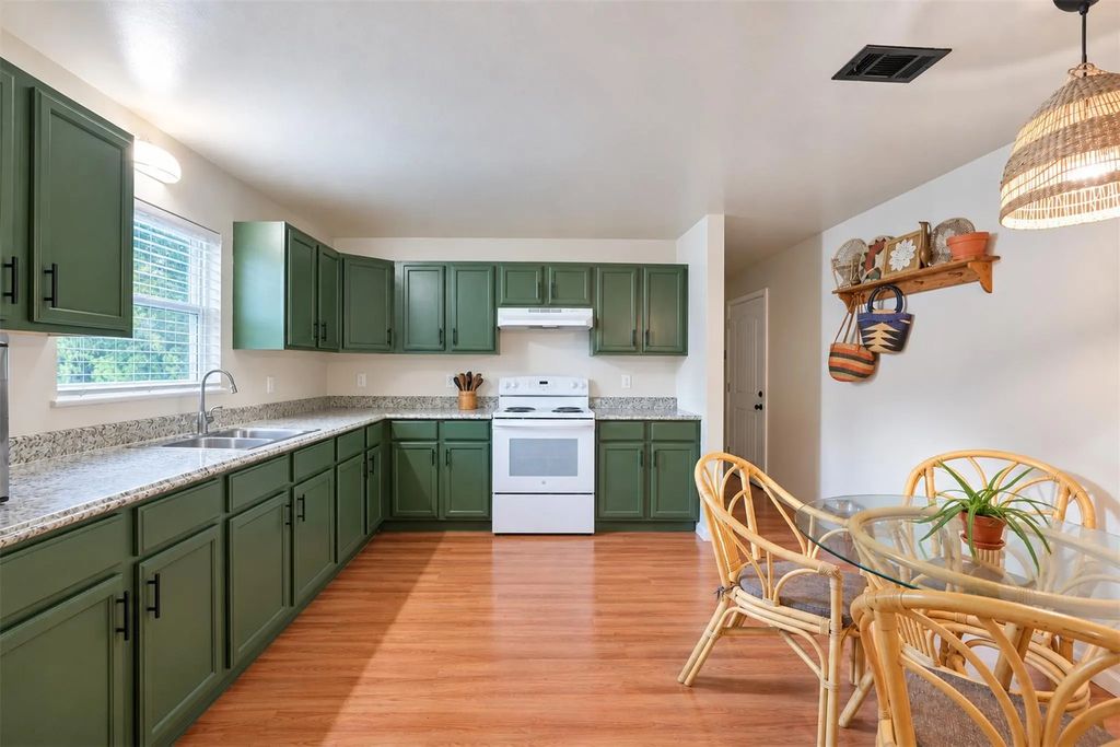 2908 County Road 510a, Brazoria