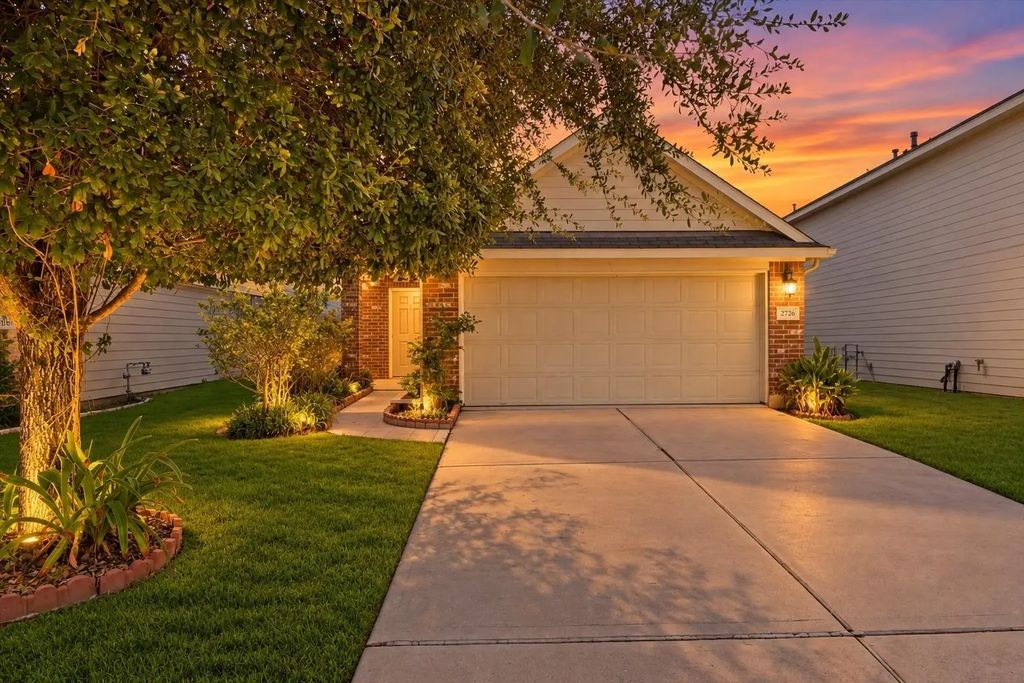 2726 Puddle Duck Court, Humble
