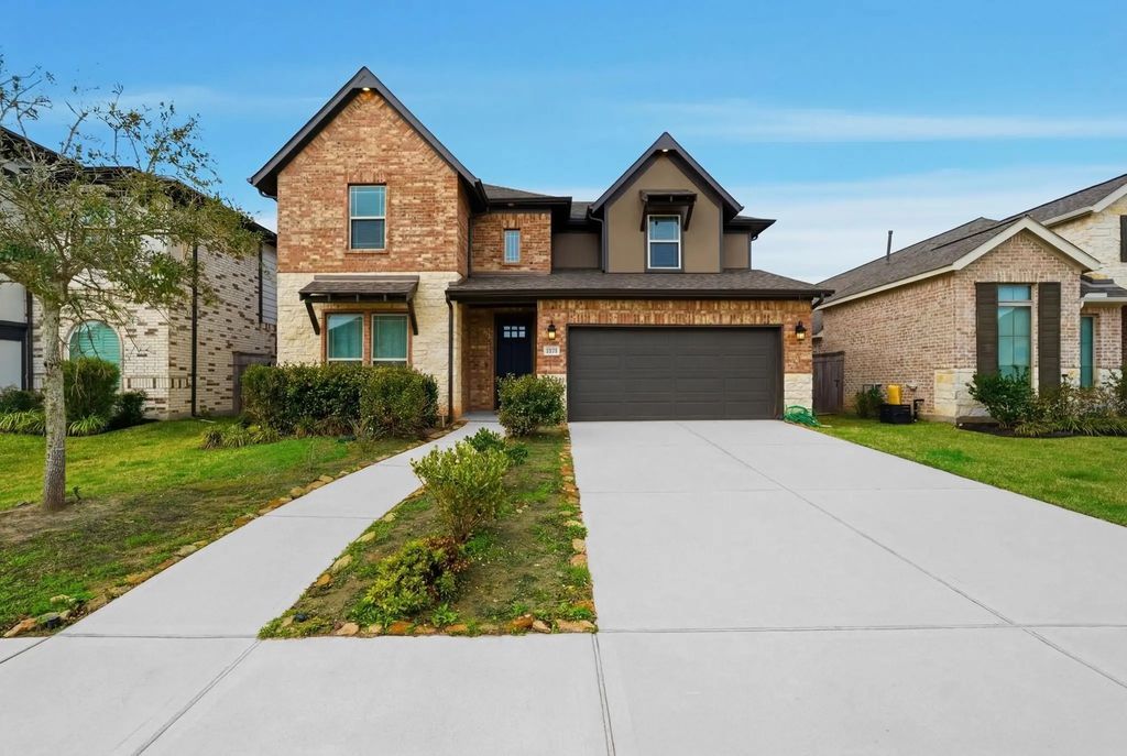 8815 Morning Glow Drive, Missouri City