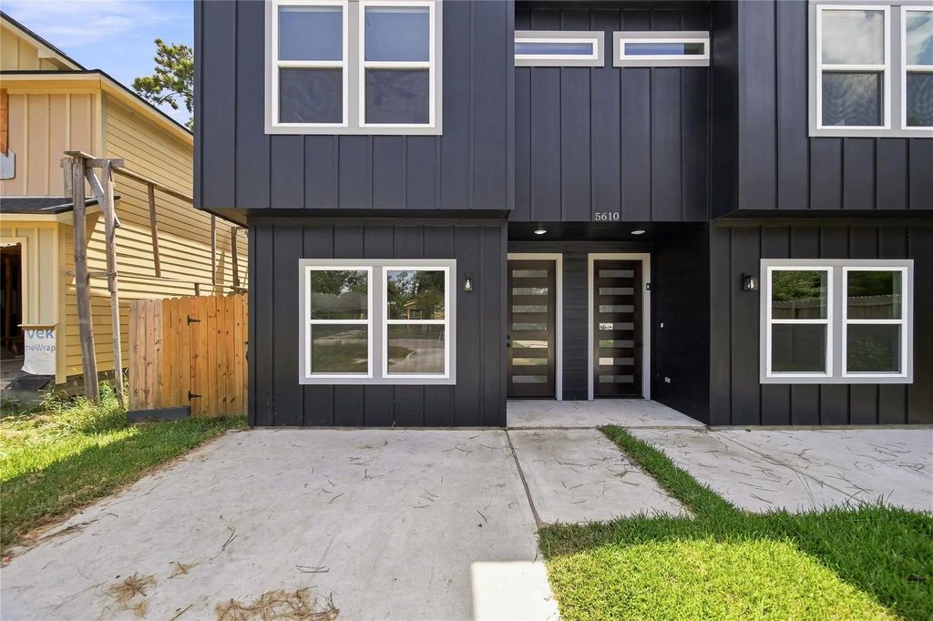 5610 Kittridge Street A, Houston