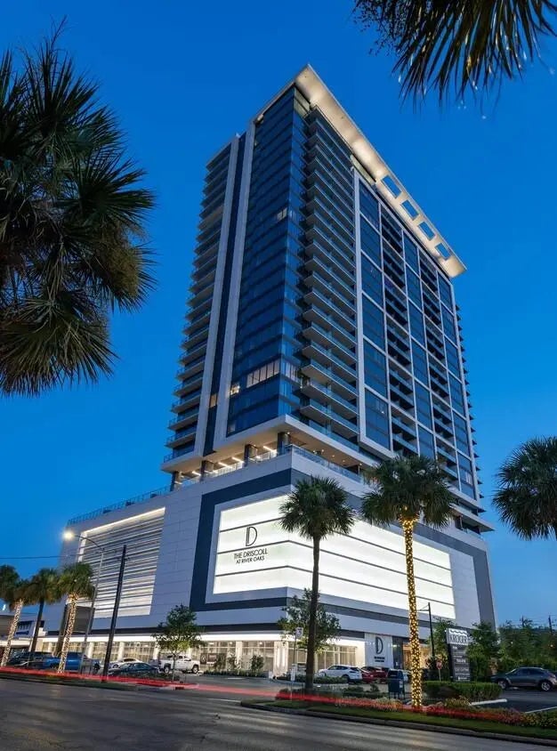 1958 West Gray Street 2901, Houston