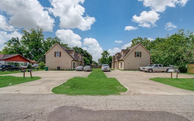 5016 Higgins Street, Houston