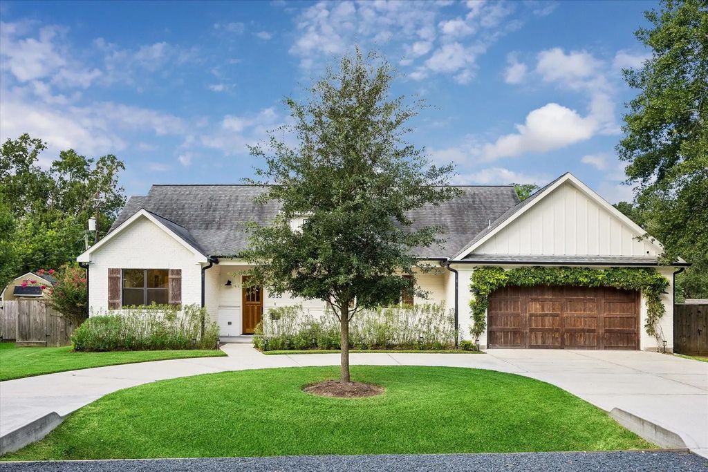 9333 Spring Branch Drive, Houston