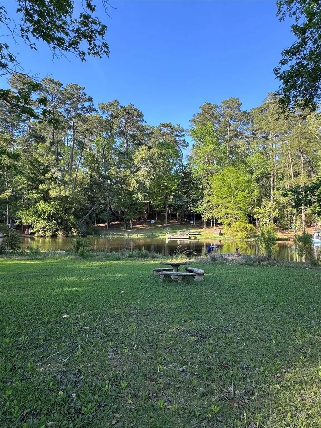 479 County Road, Goodrich