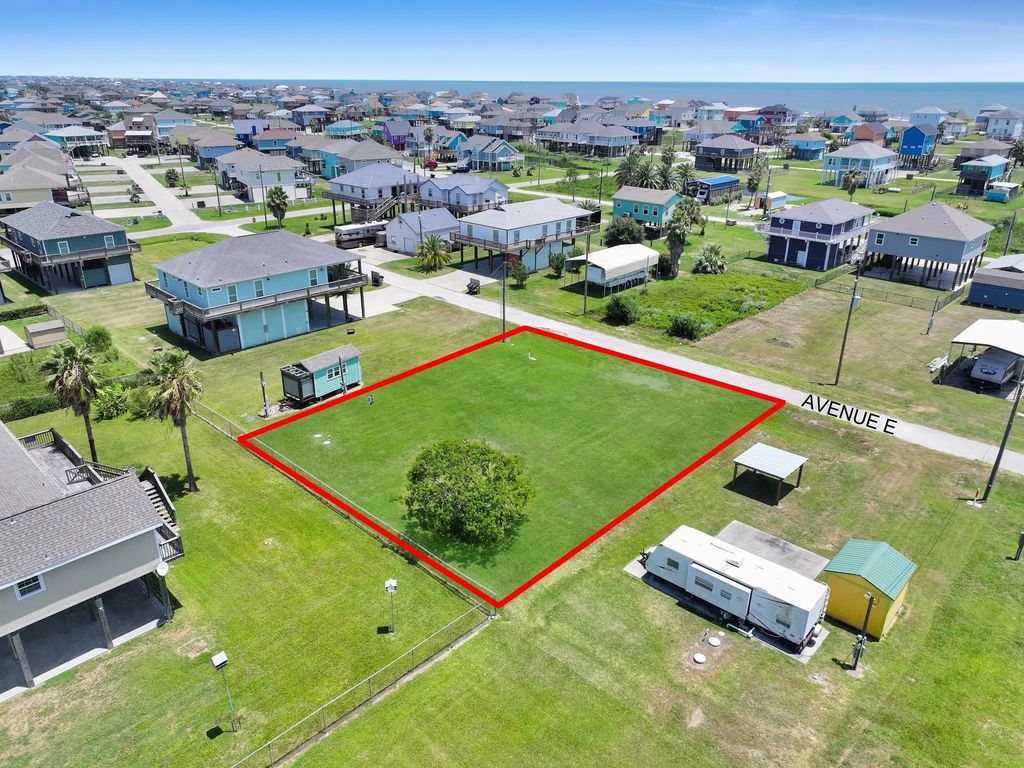 1977 Ave E, Crystal Beach