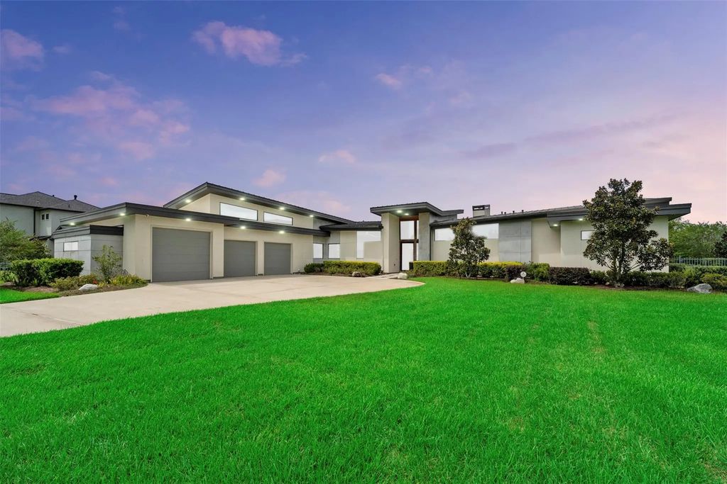 3932 Windsor Mist Lane, Spring