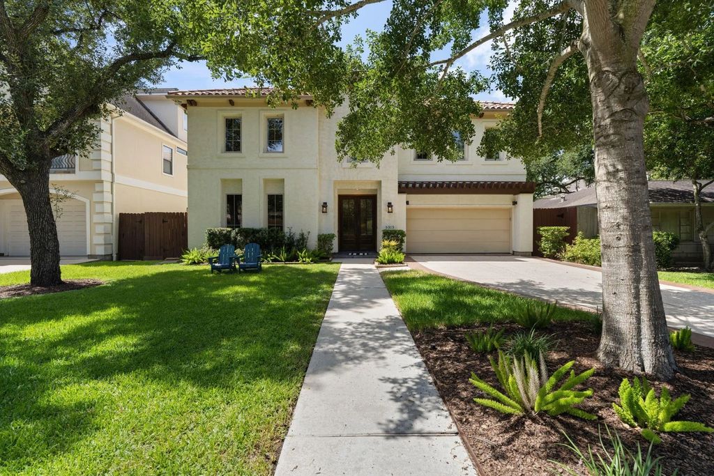 5313 Patrick Henry Street, Bellaire