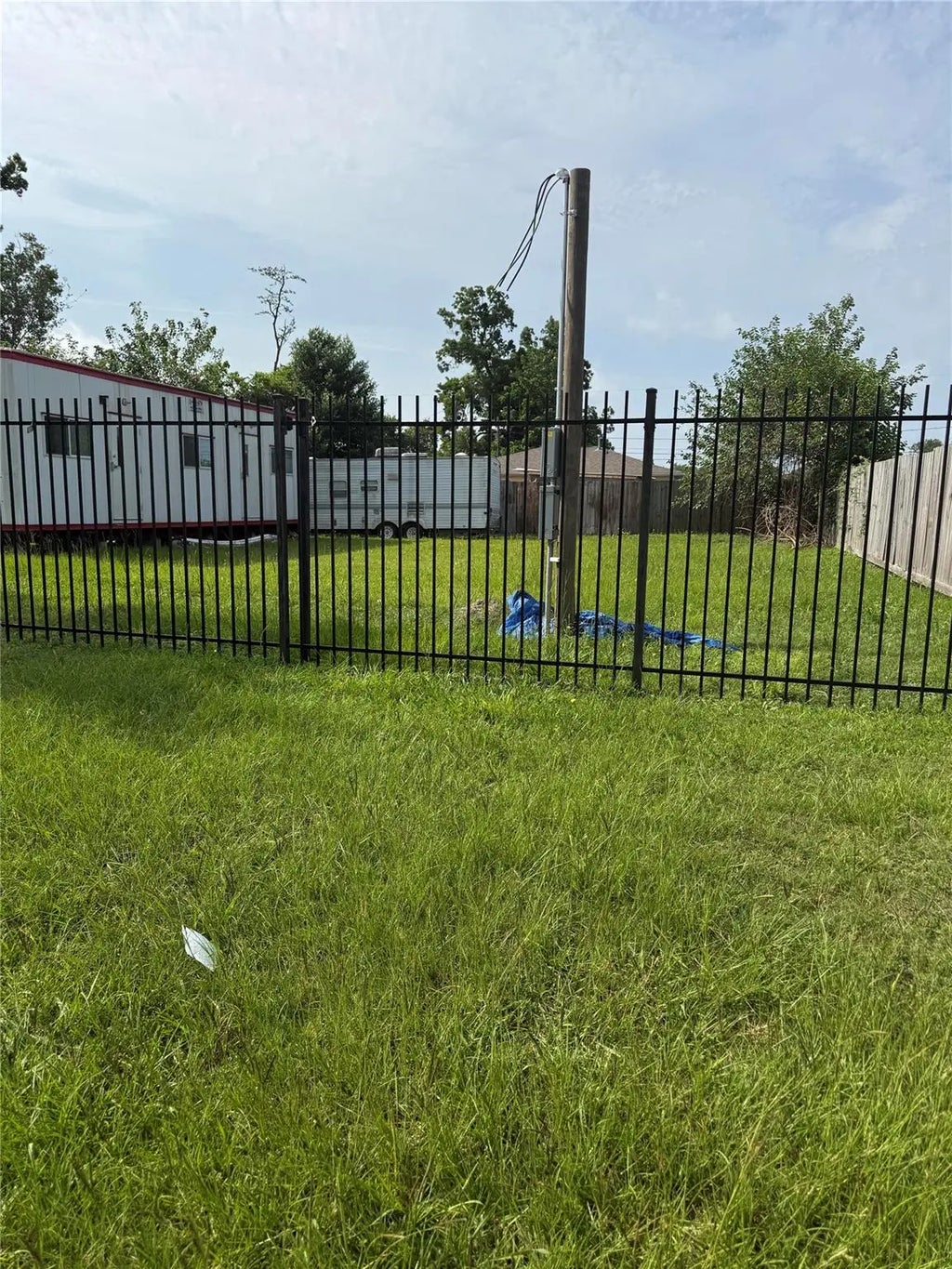 845 S Victory Drive, Houston