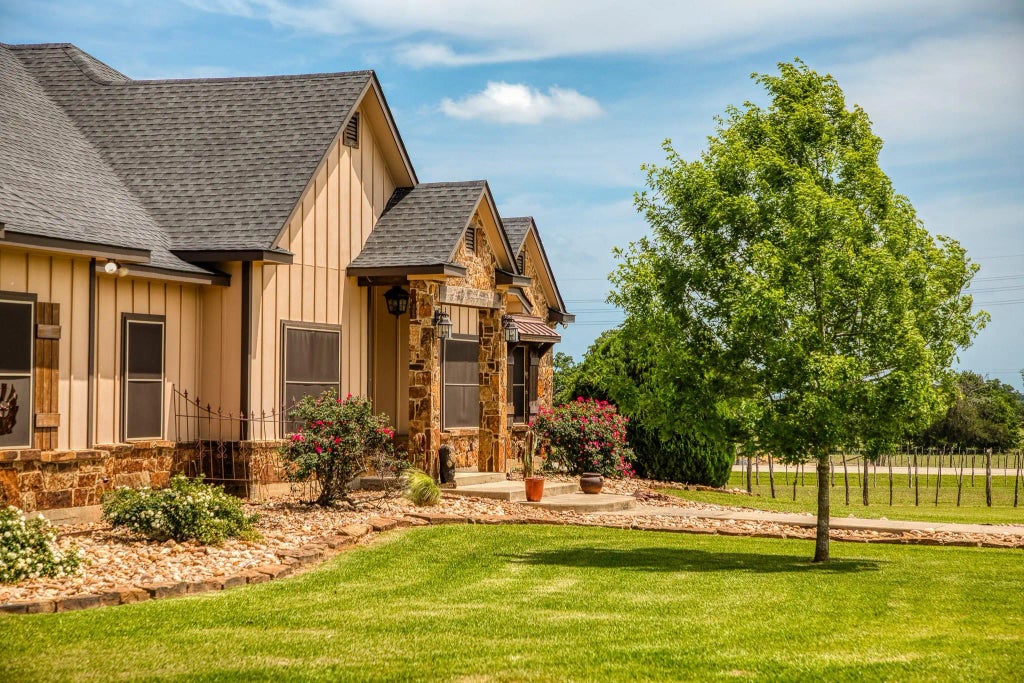 2543 Fm 975, Caldwell