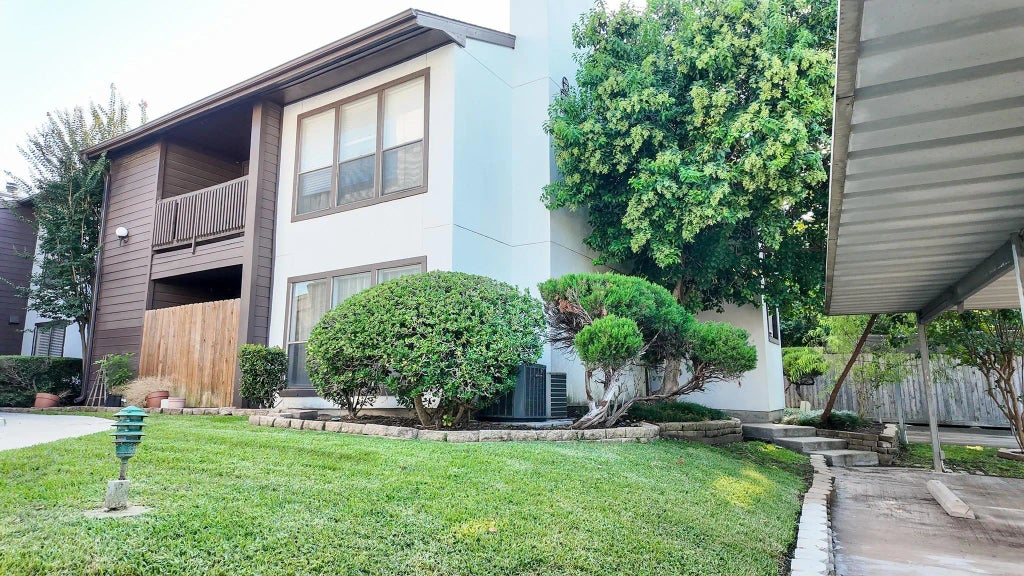 8020 Braesmain Drive 1603, Houston